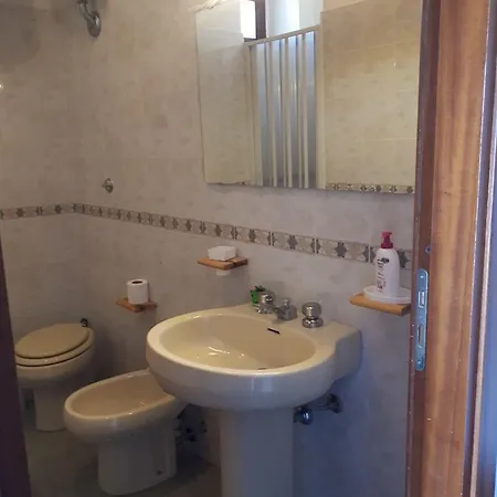 לינה וארוחת בוקר La Bella Vista